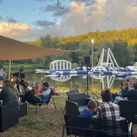 Du Coucou キャンプ場 *